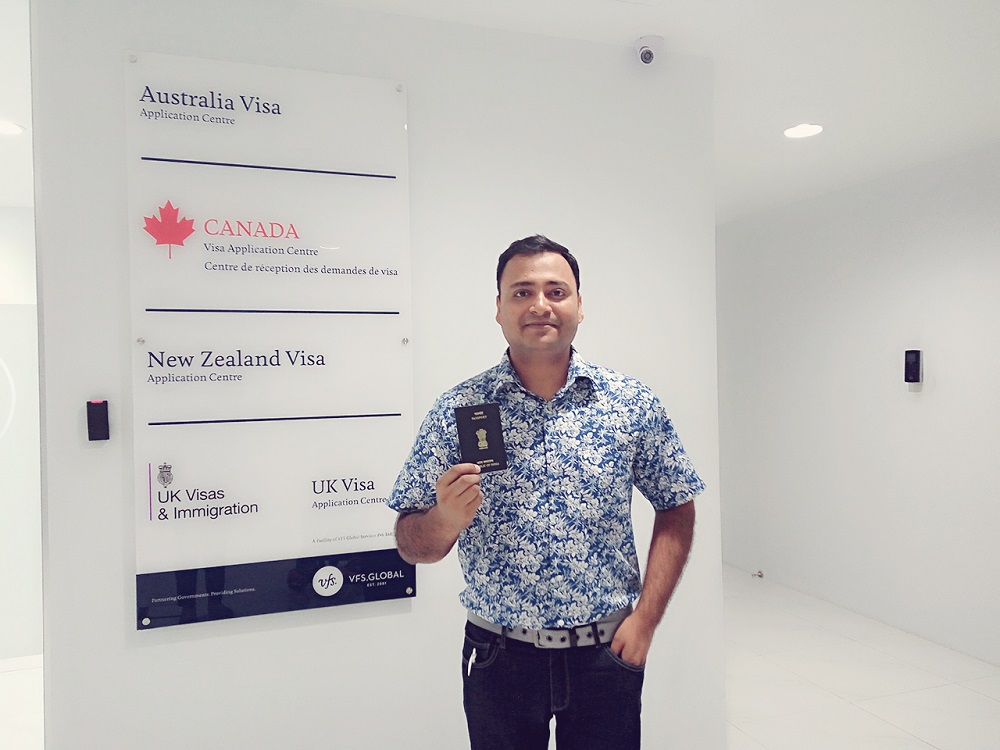 Just after applying the Australian visa in Singapore - getting ready for my Oceania trip. I will be travelling alone again –yes I am a solo traveller! :)