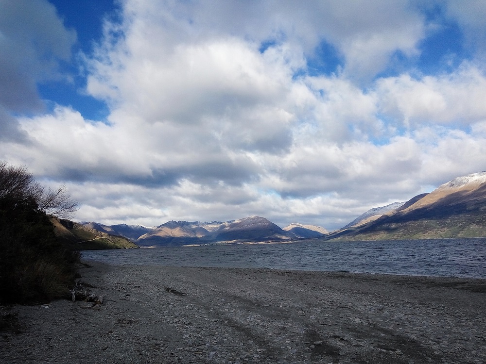 Glenorchy drive scenery.