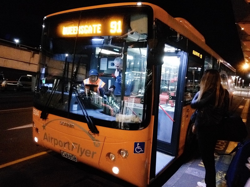 Wellington New Zealand Airport Bus number 91 – my bus to the Wellington city centre. 