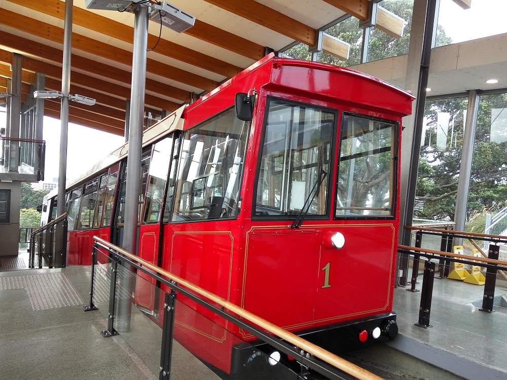 Wellington Cable Car at the botanic garden stop.