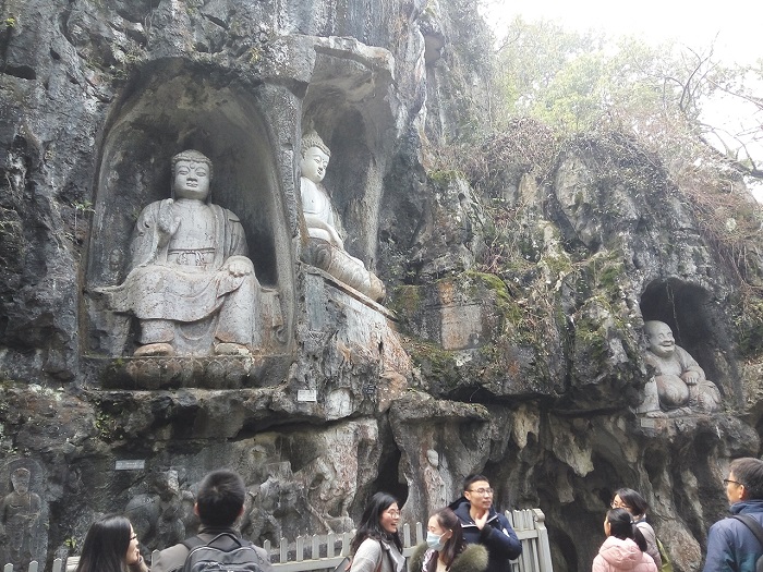 The mountain arts - carving of eminent monks and Buddhist scriptures - Klippe (Fēi lái fēng飞来峰), Hangzhou city. 