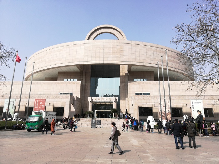 Shanghai Museum deserves a place in your list of Shanghai points of interest.
