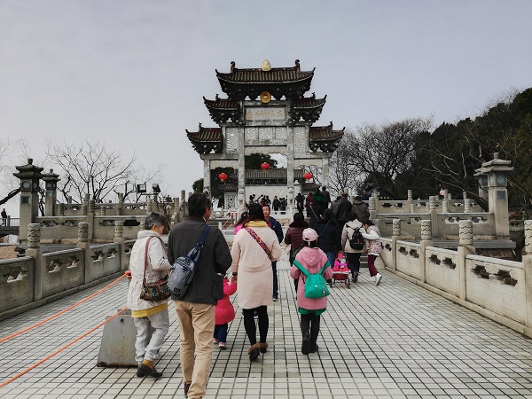 Entrance to Turtle Head Island, Wuxi.