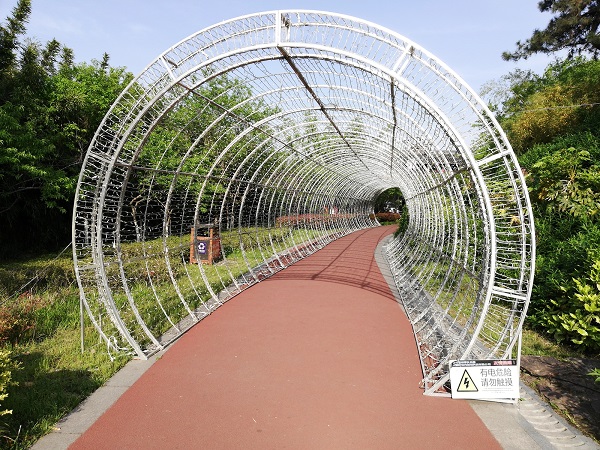 Entrance to Taoyuan Scenic Area, Taizhou City.