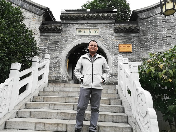 I visited the Former Residence of Shen Kuo in Zhenjiang city. 