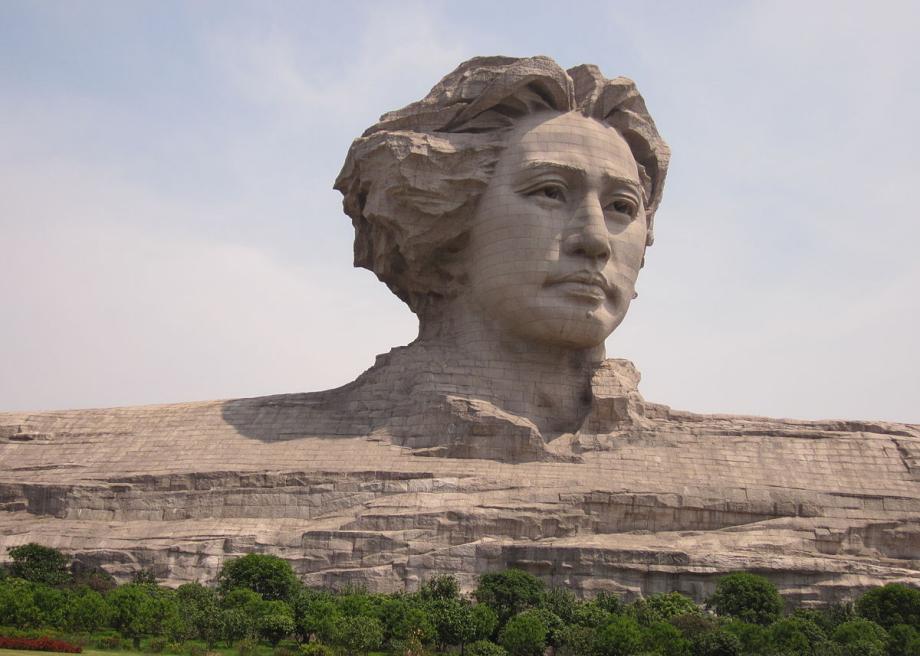 Sculpture of young Mao Zedong on the Orange Island, Changsha. 